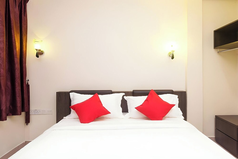 Hotel O T P Hotel 34/54