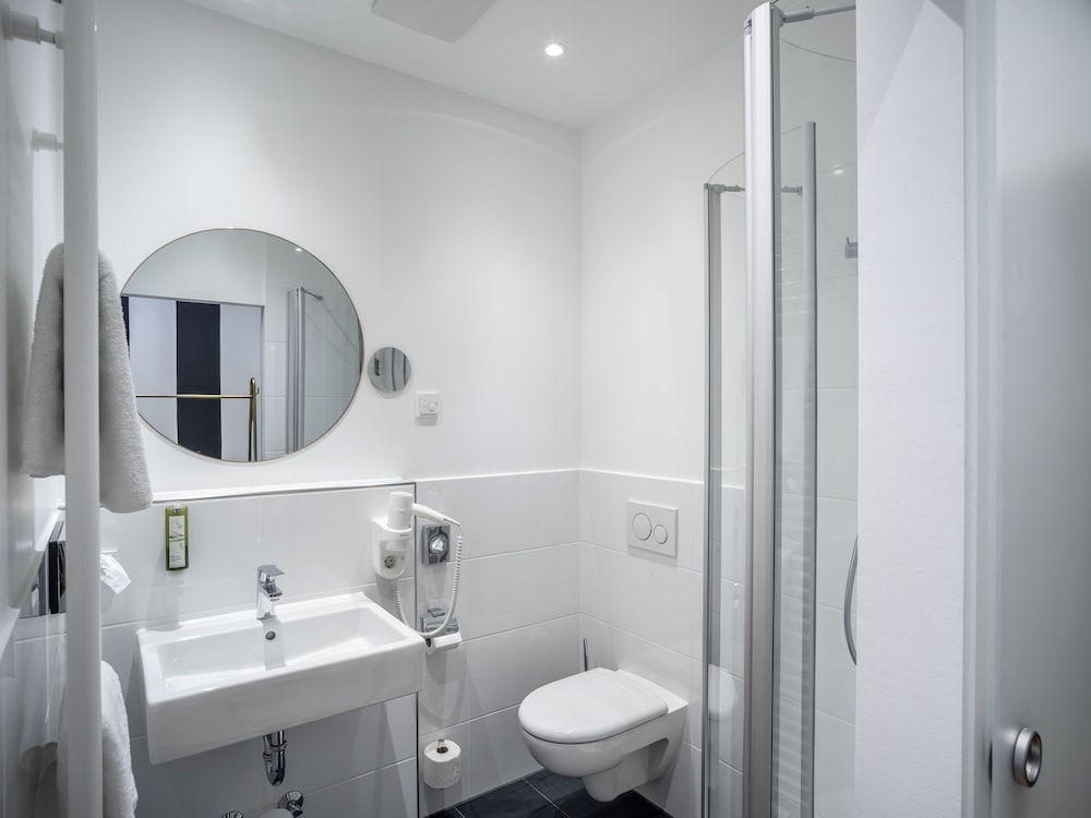 Acor Boutique Hotel 54/58