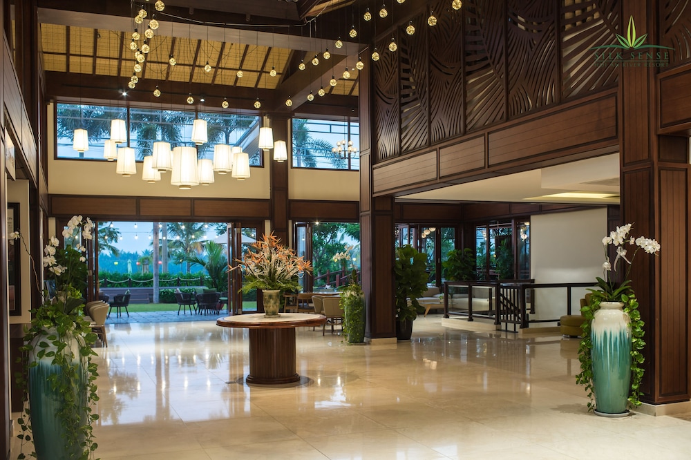 Silk Sense Hoi An River Resort 66/88