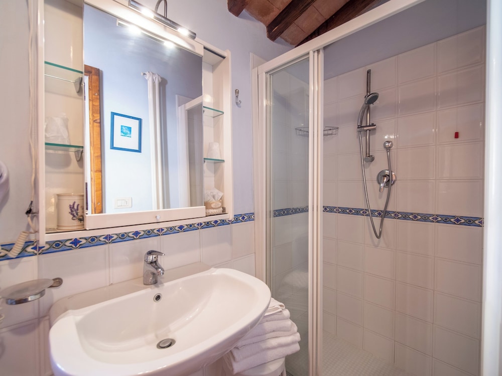 Borgo Mandoleto Hotel 49/50