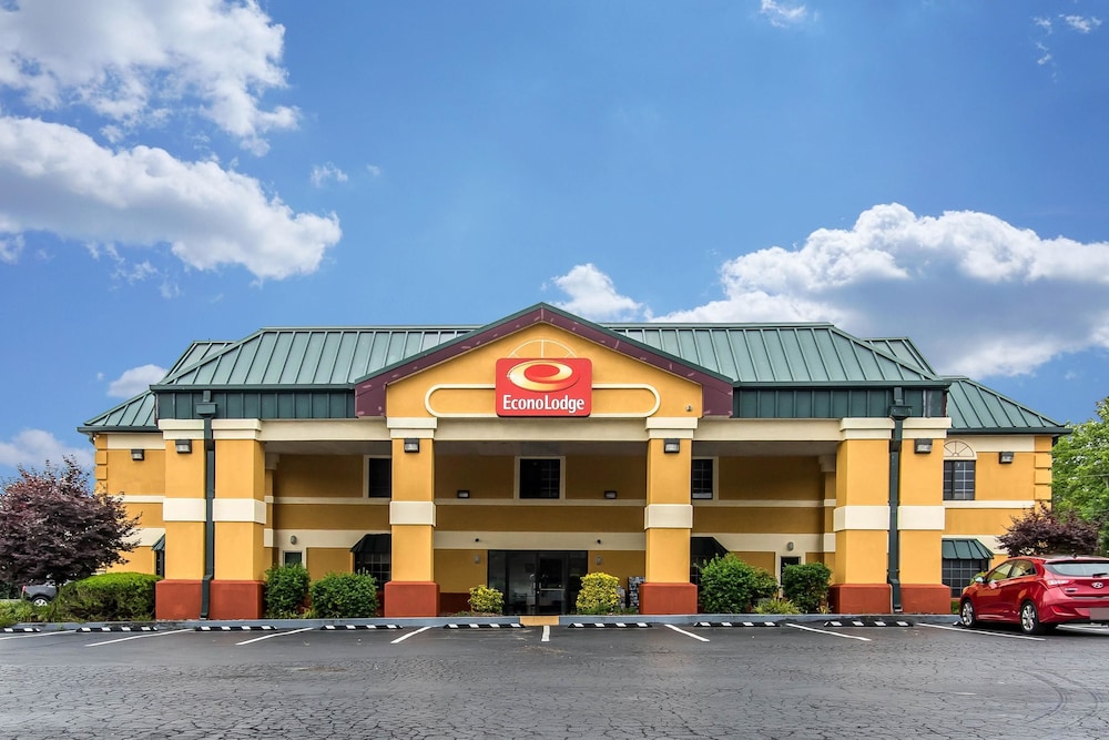 Econo Lodge Berea 6/37