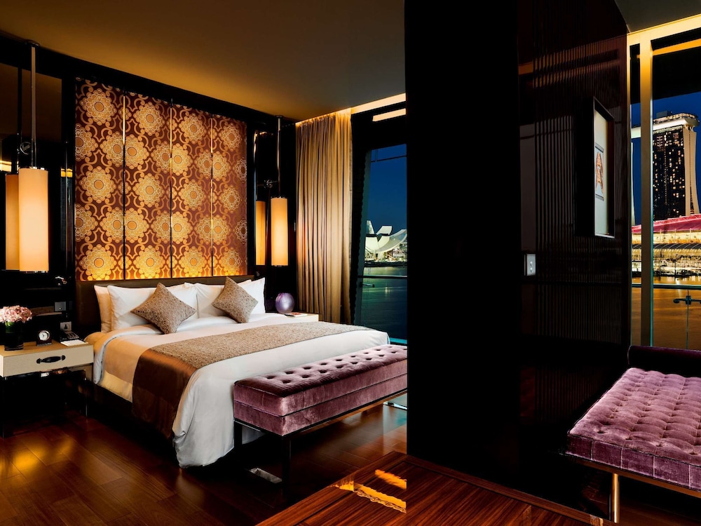 The Fullerton Bay Hotel Singapore 21/79