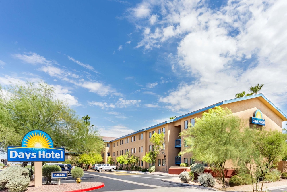 Days Inn & Suites by Wyndham Mesa Near Phoenix 4/36