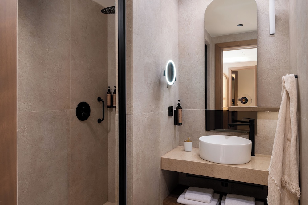 Sentido Apollo Palace 64/65