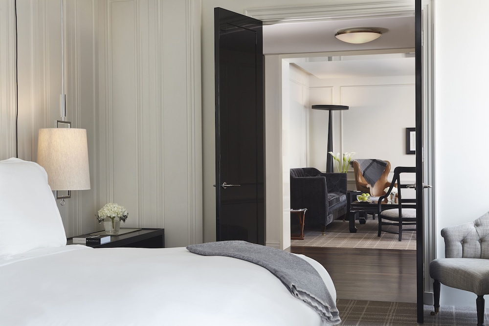 Pearl, Suite, King Bed
