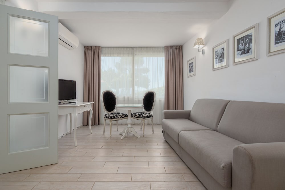 The Pelican Beach Resort & SPA - Adults Only 23/50