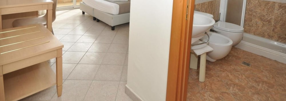Hotel Adriatic & Beauty 34/37