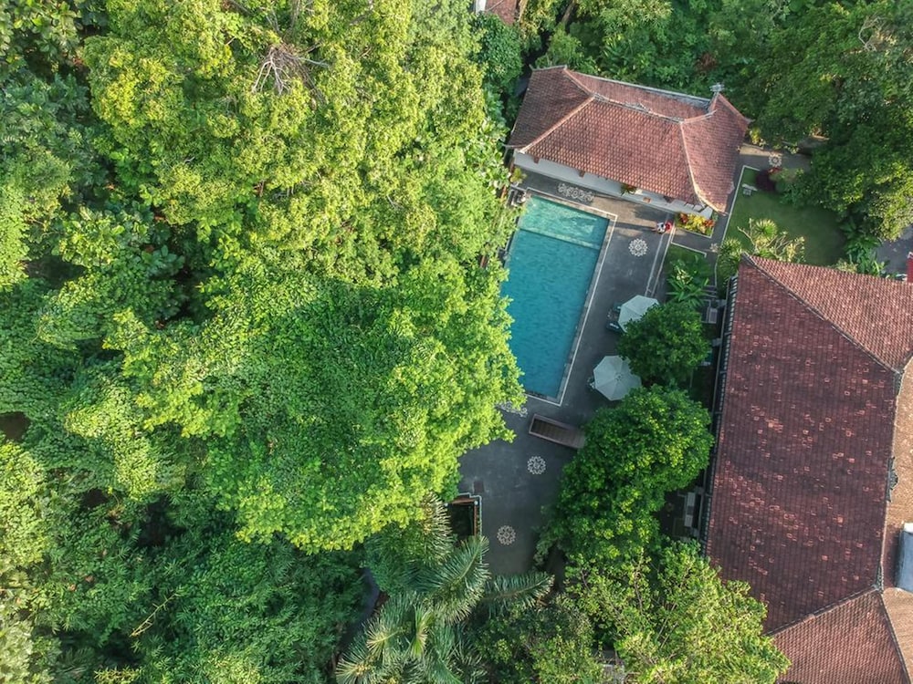 Adi Jaya Cottages 26/50