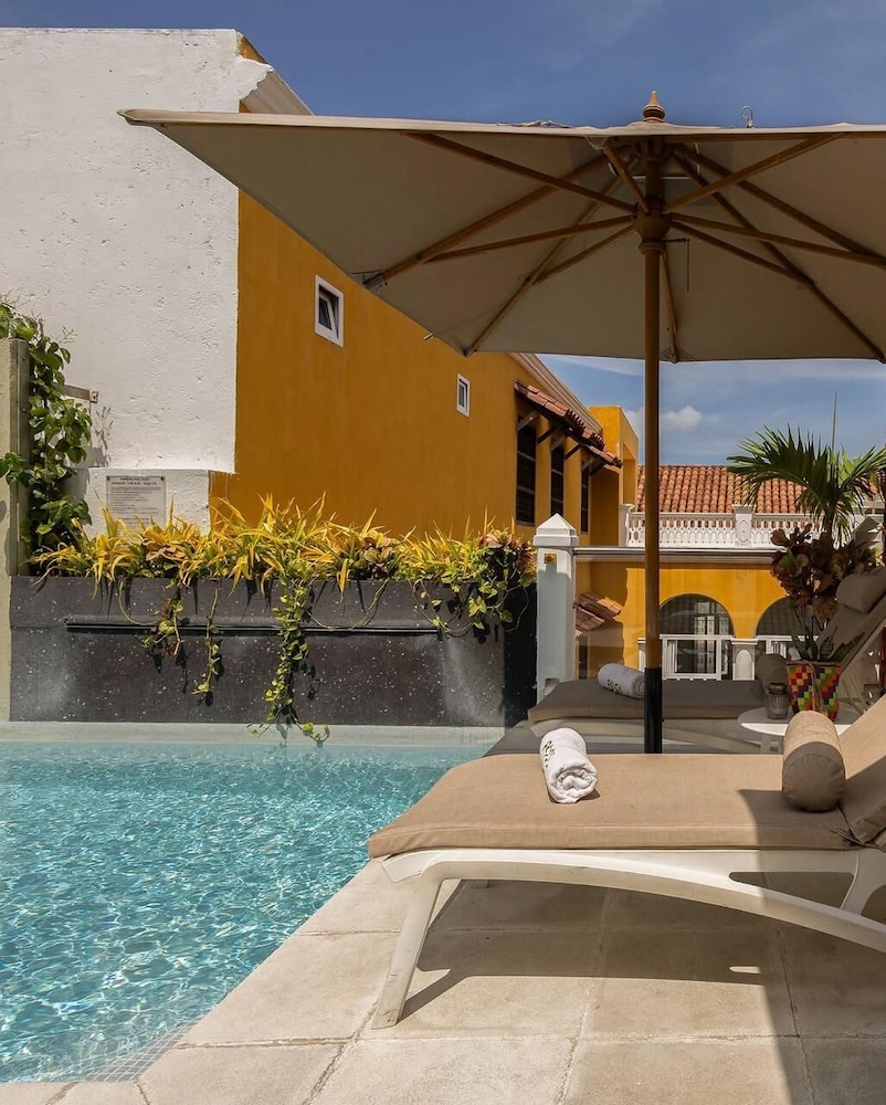 Hotel Casa del Gobernador 46/65