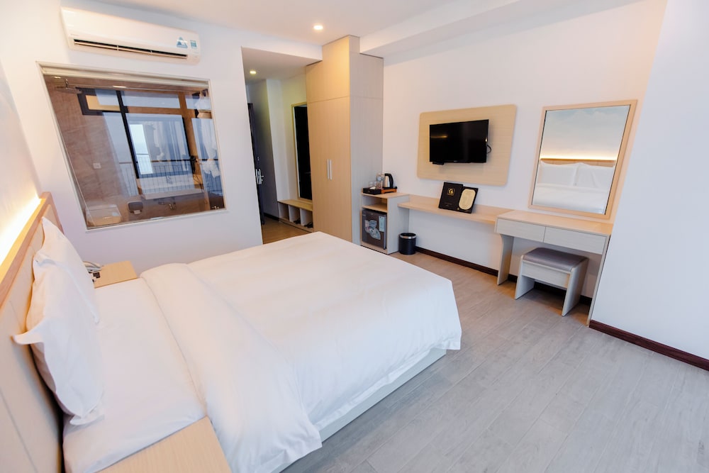 1 BEDROOM, SUPERIOR, SINGLE, BATHTUB