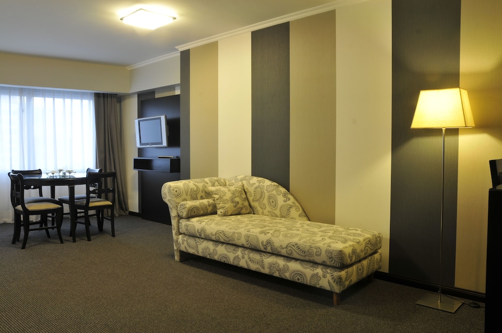 Plaza Real Suites Hotel 29/59