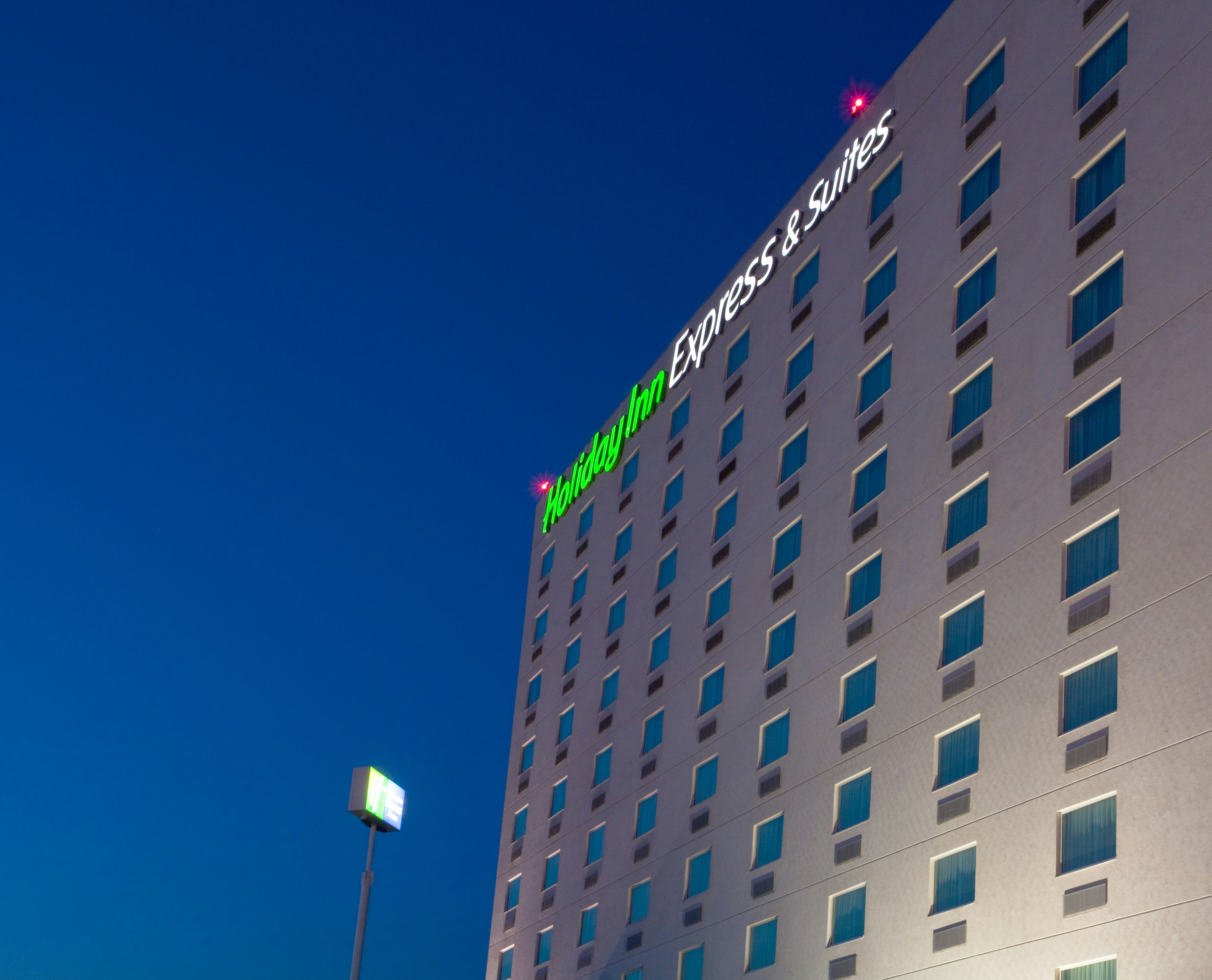 Holiday Inn Express And Suites Monterrey Aeropuerto 6/78