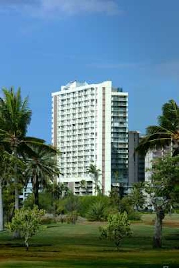 Waikiki Beach Condominiums 1/2