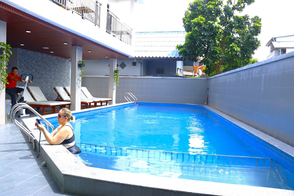 Nanynu Mini Hotel 44/48