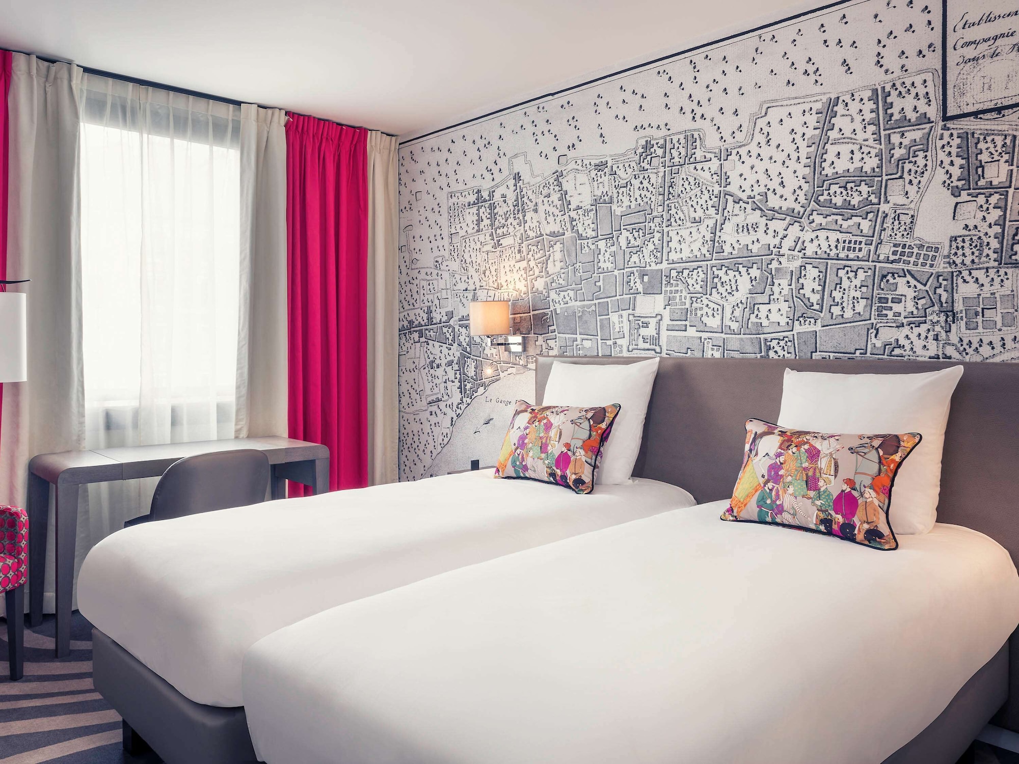 CLASSIC, TWIN BEDS