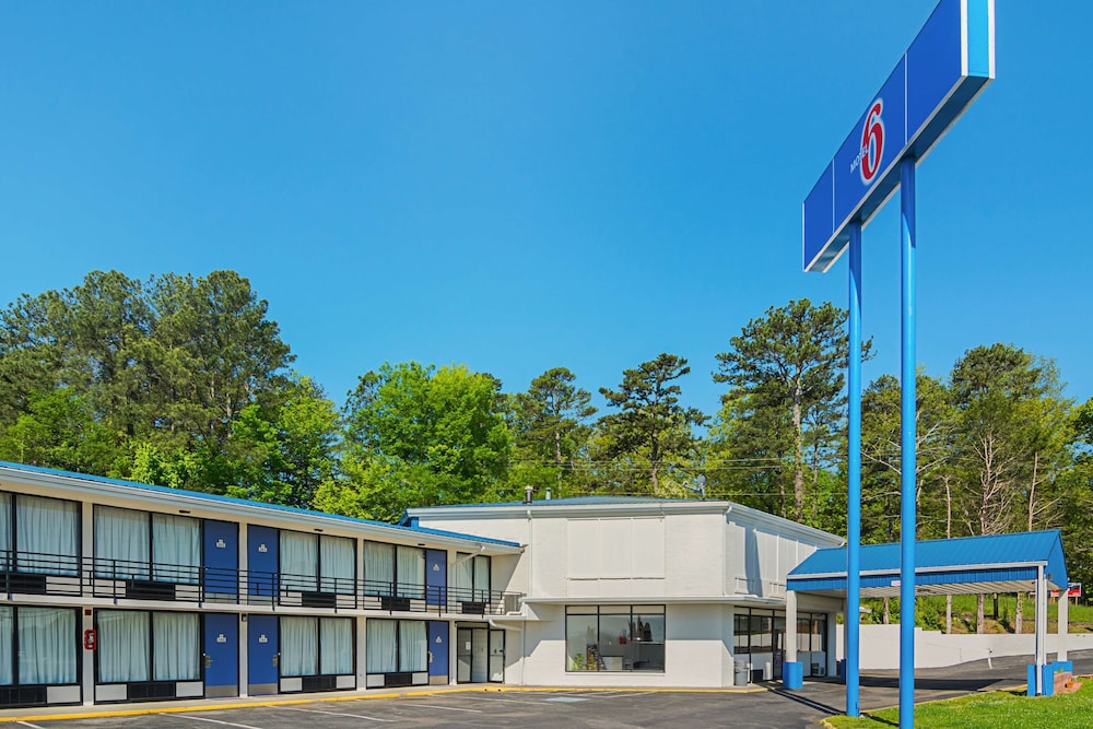 Motel6 Cleveland, TN 33/40