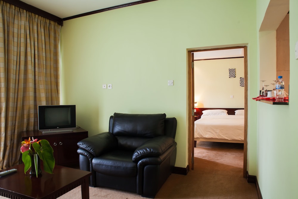 GORILLAS LAKE KIVU HOTEL 21/49