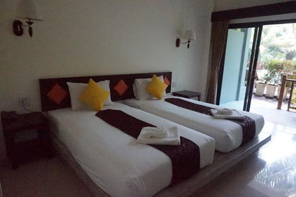 Dream Valley Resort Tonsai Beach 23/72