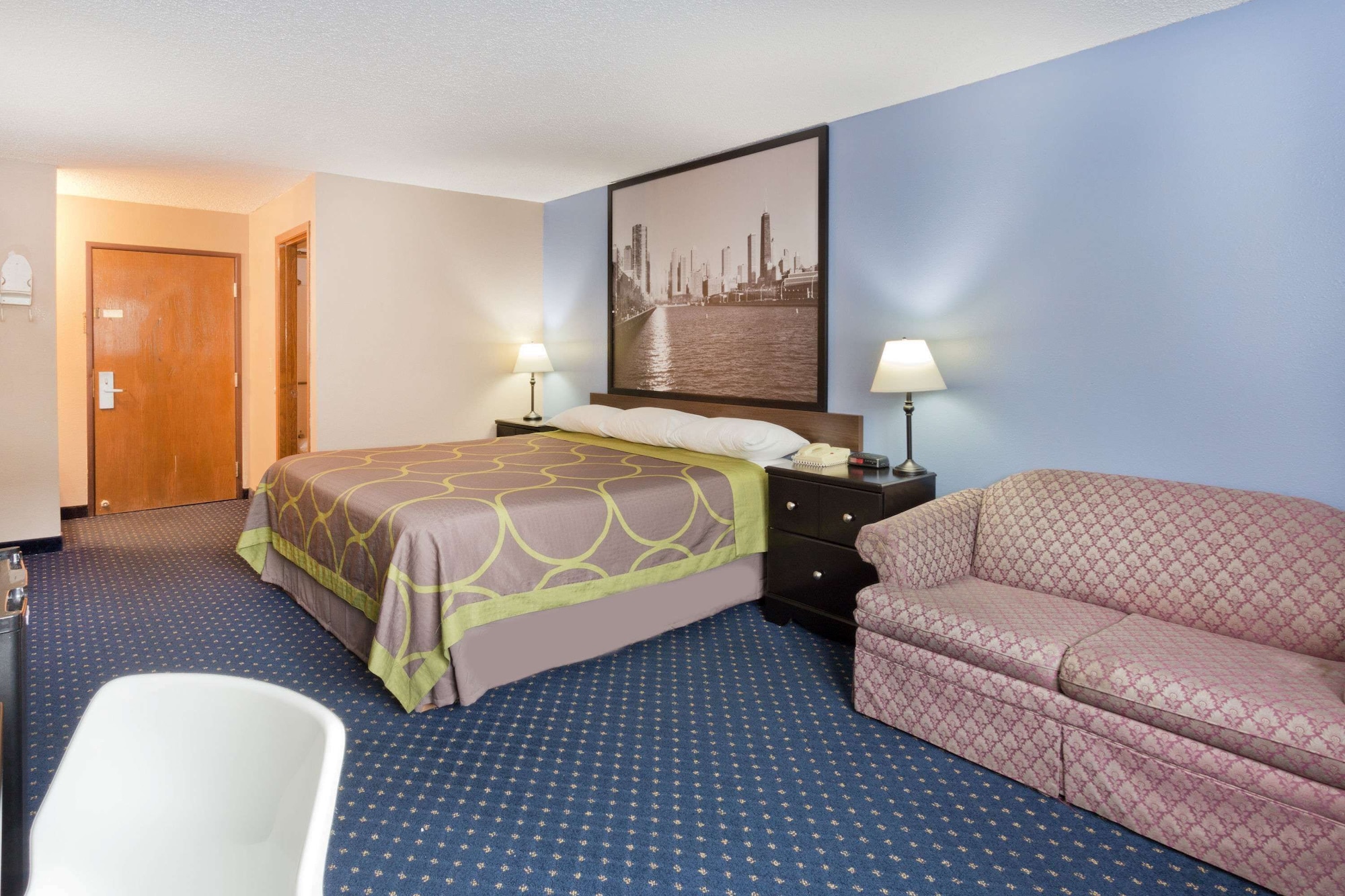 Business, King Bed, Super 8 By Wyndham Rockford 4/5