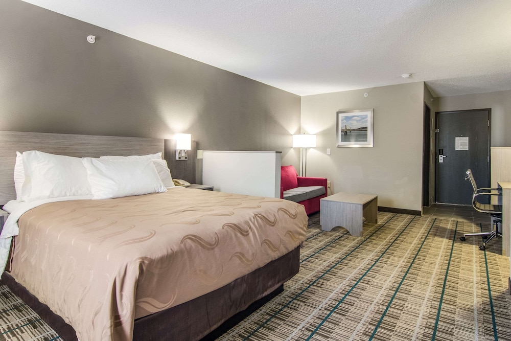 Upgrade, Efficiency, Suite, King Bed, Sofa
