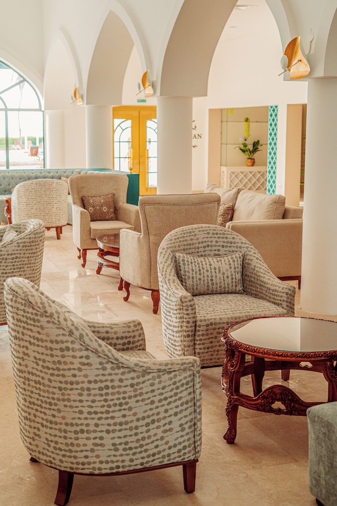 Al Sawadi Beach Resort 52/66