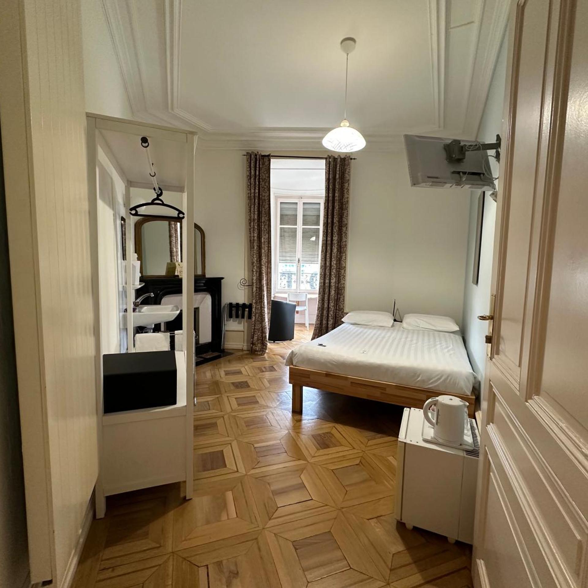 Room, Double Bed, External Bathroom