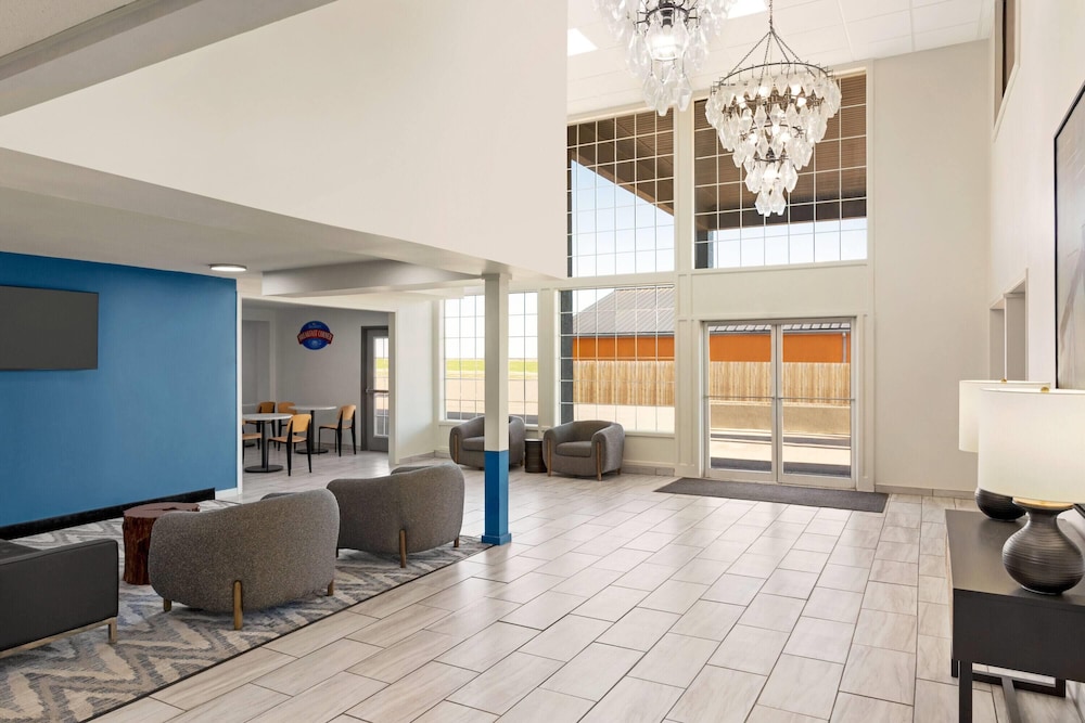 Baymont by Wyndham Blackwell I-35 46/71