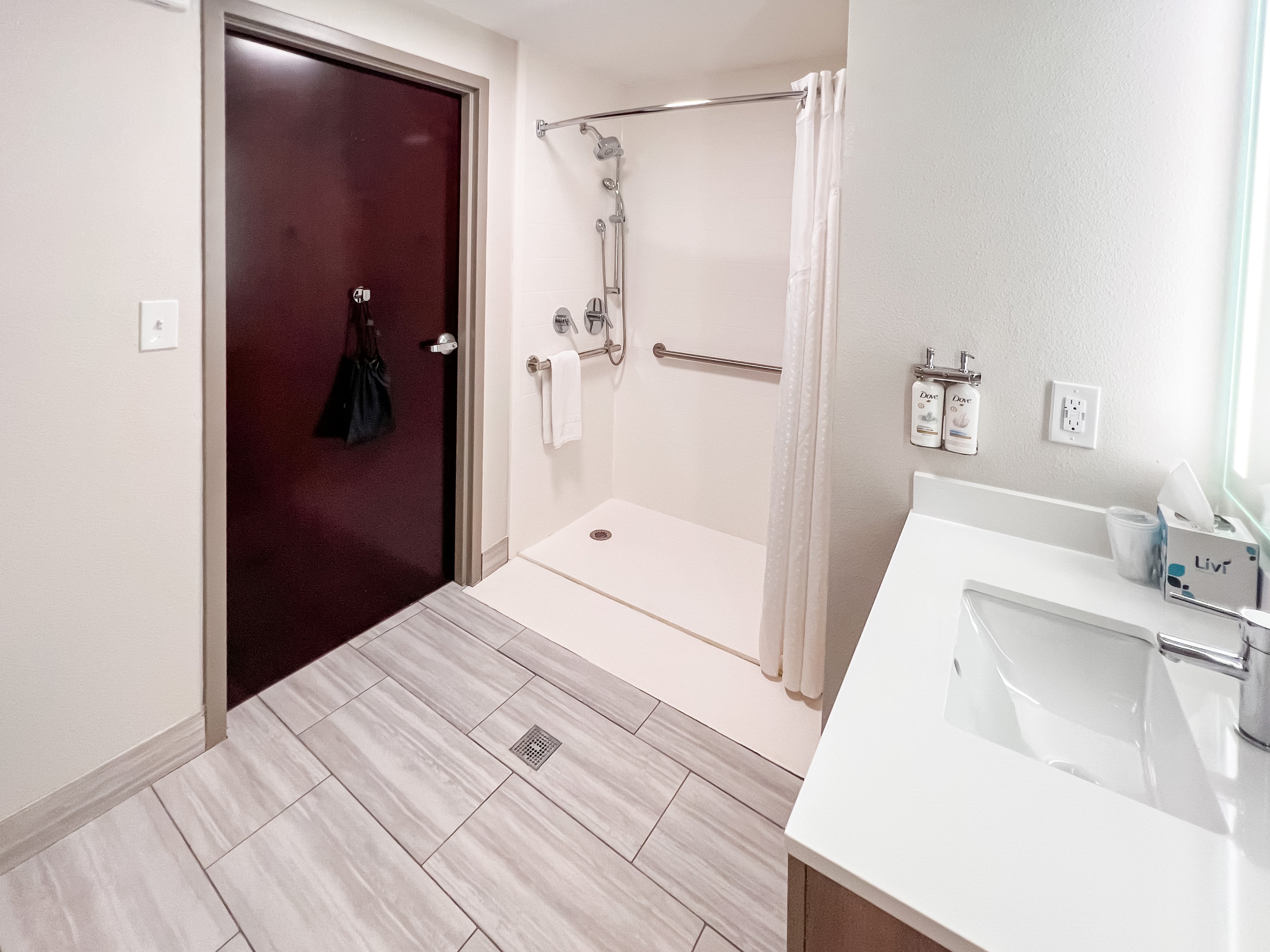 Holiday Inn Express Hotel Suites Kodak East Sevierville 62/64