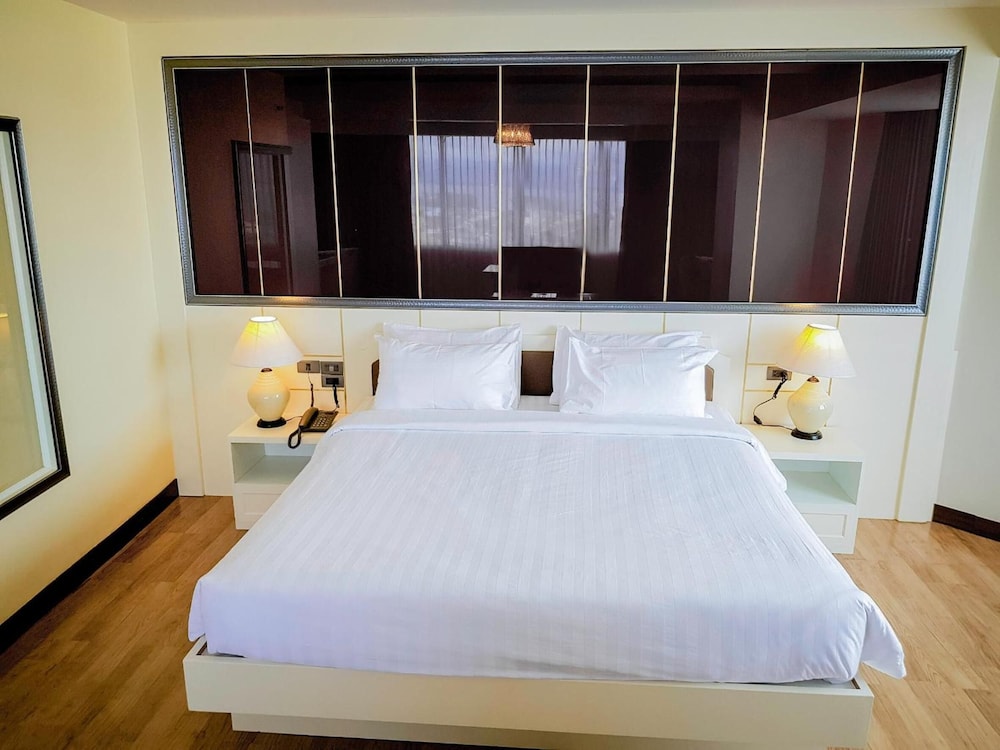 Phayao Gateway Hotel 10/49