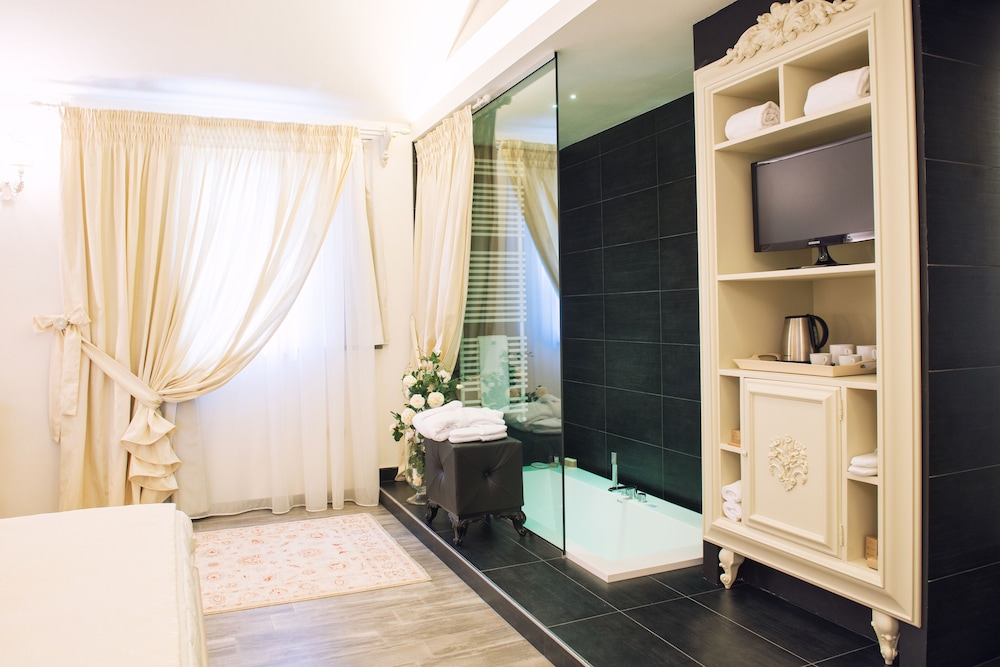 RELAIS SASSA AL SOLE 28/65