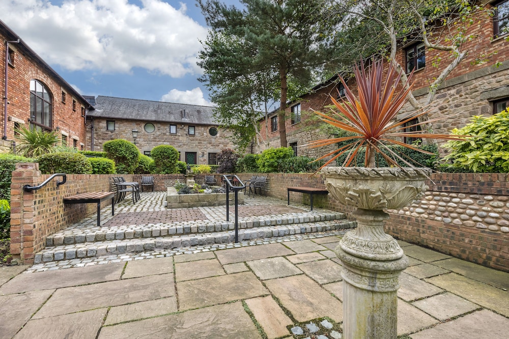 Thurnham Hall Resort 16/48