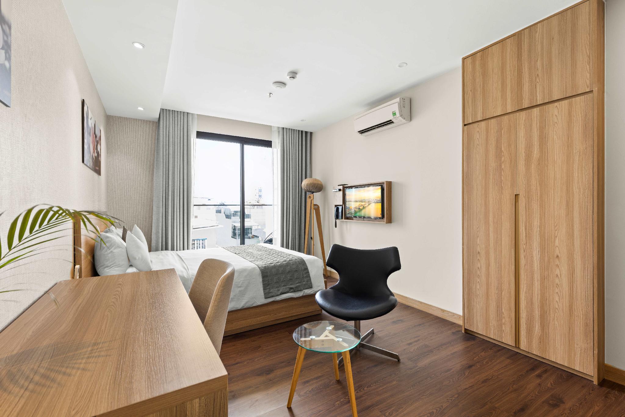 Semi Room, Studio, Semi Double Bed