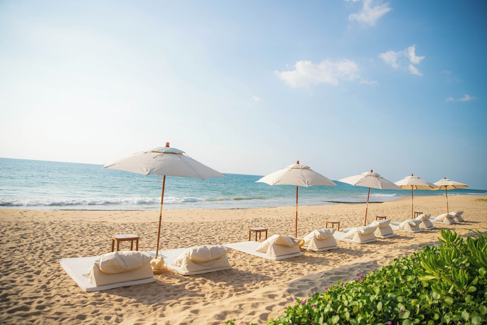 Santhiya Phuket Natai Resort And Spa 70/72