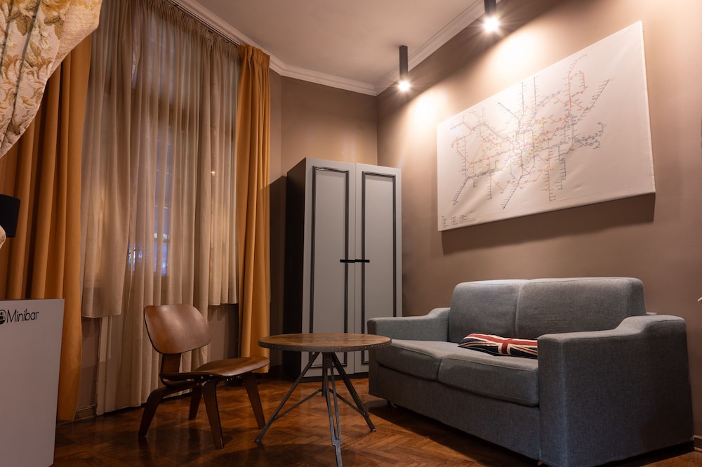 Hotel London B&B 26/44