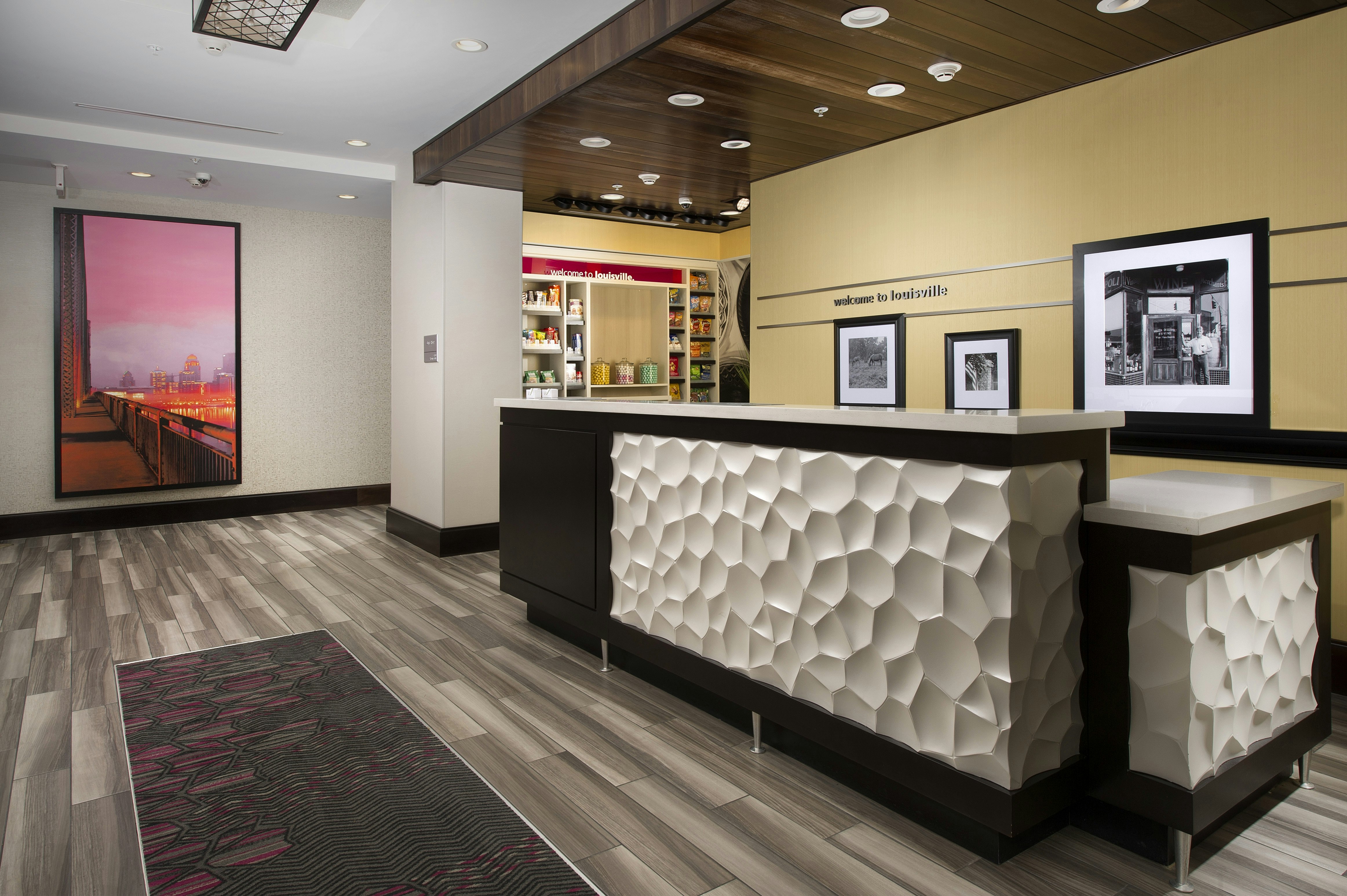 Hampton Inn Louisville East Hurstbourne Ky 8/56