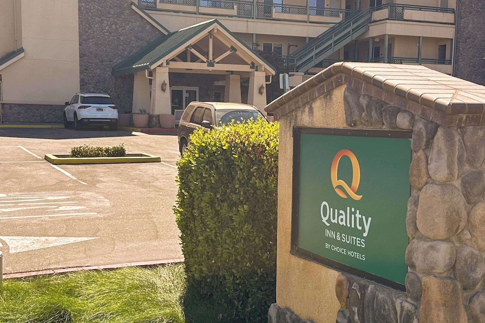 Quality Inn & Suites Livermore Wine Country 26/36