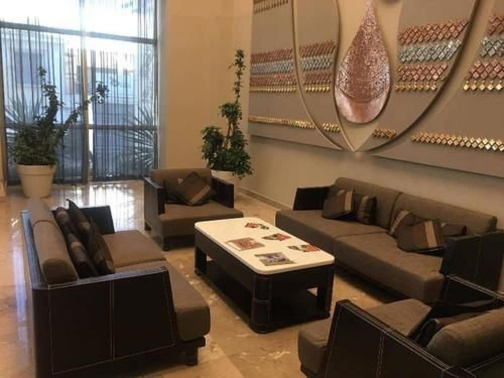 New Day Hotel 32/55