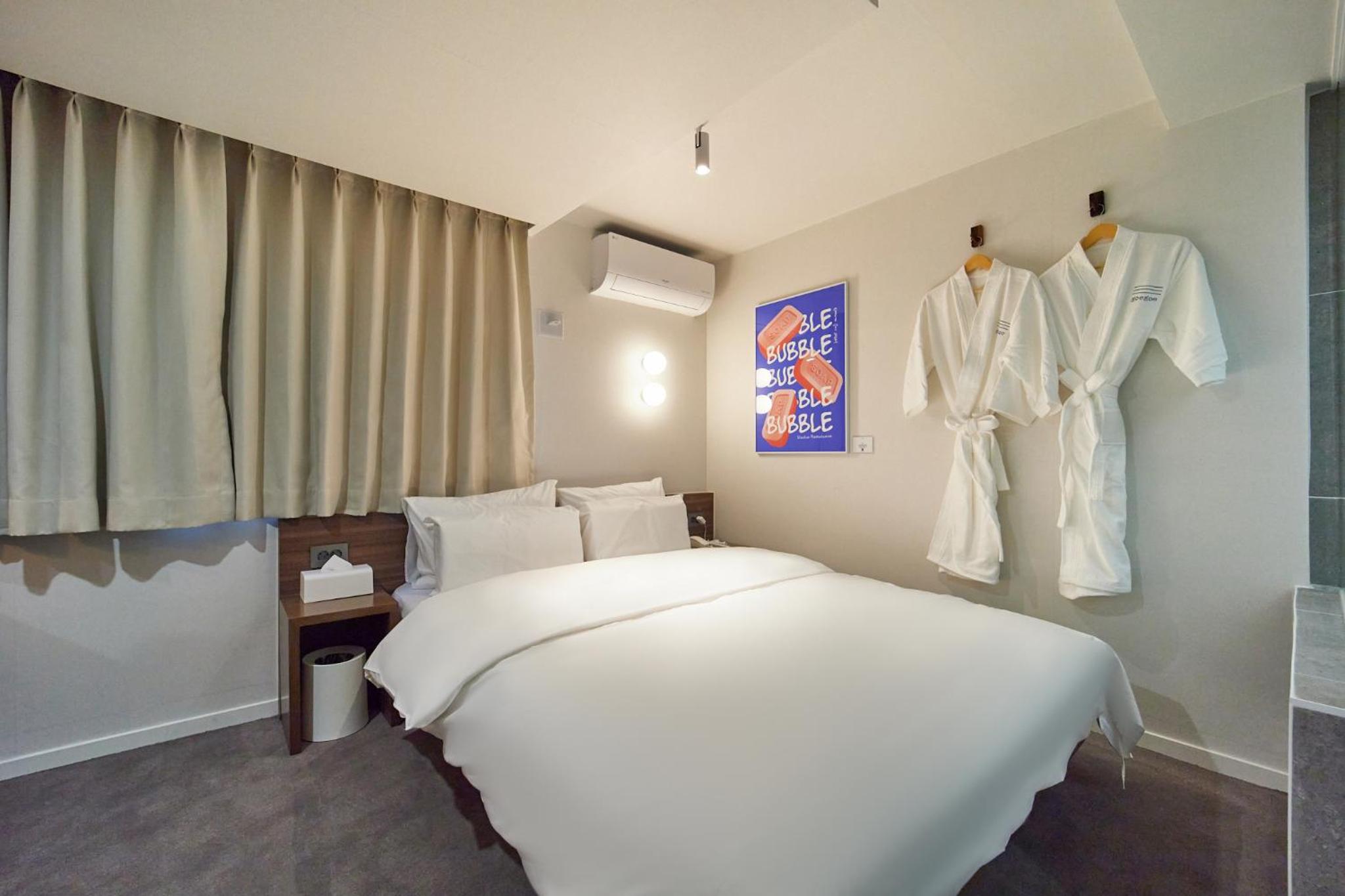 غرفة ديلوكس بسرير مزدوج، Hotel Yaja Nampo Lotte 3/9