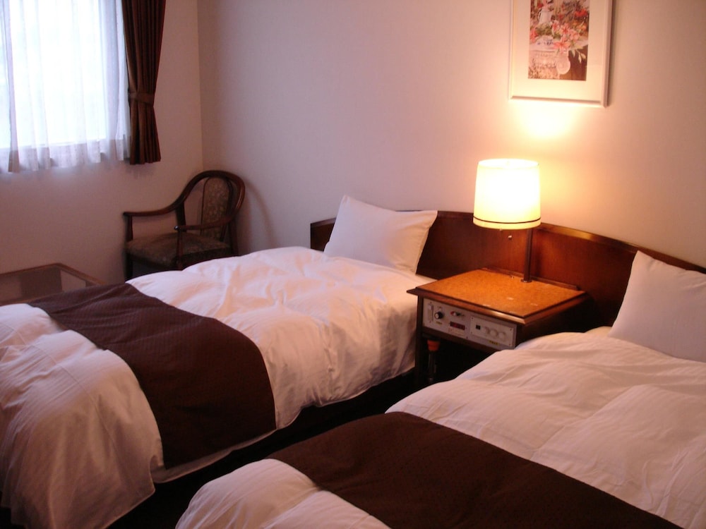 Sakaide Plaza Hotel 11/25