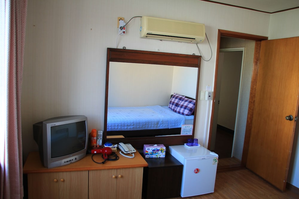 Minjoonggak Guesthouse 21/54
