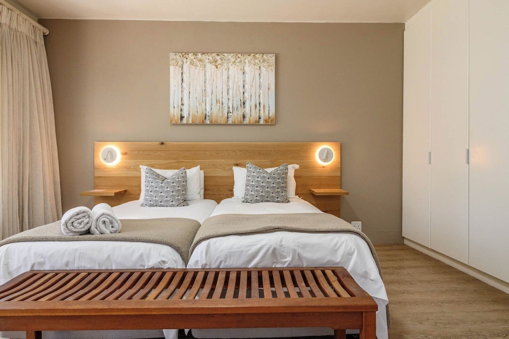 First Avenue Guesthouse 8/50