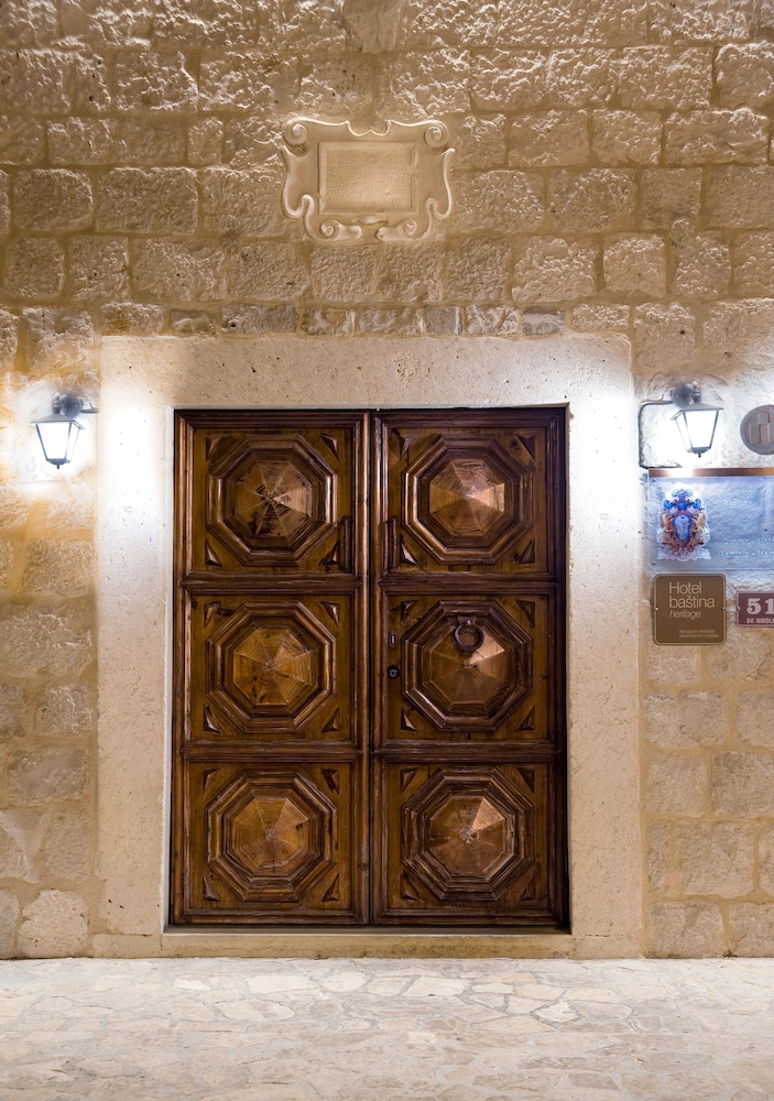 Hotel Martinis Marchi 7/50