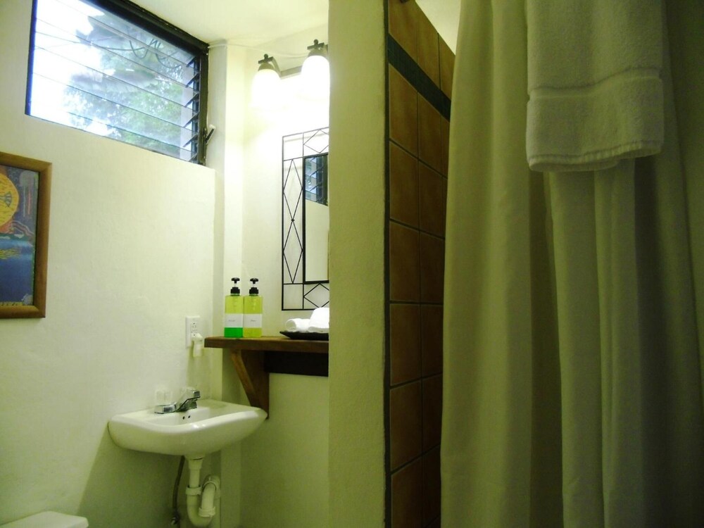 Creekside Oasis 43/45