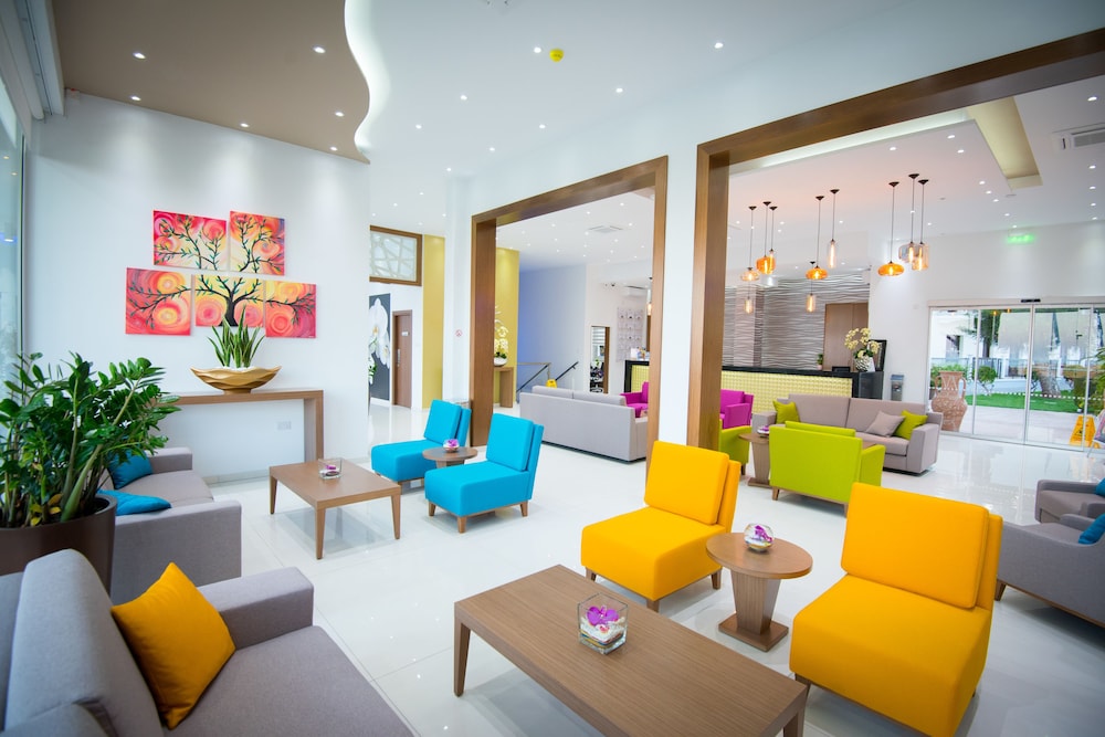 Loutsiana Hotel Apartments 12/63
