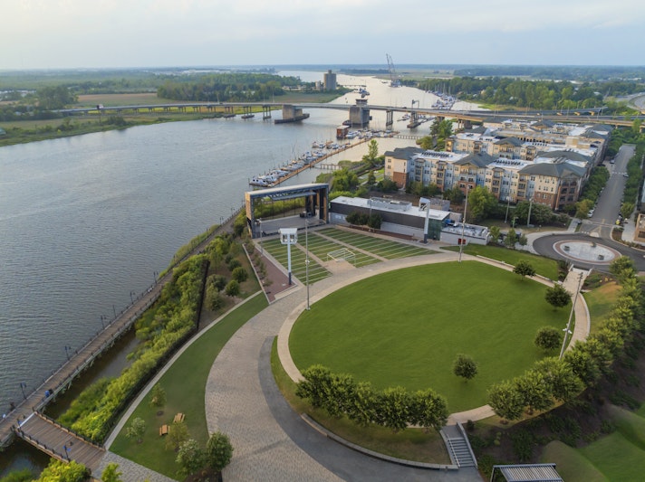 Embassy Suites by Hilton Wilmington Riverfront 74/76