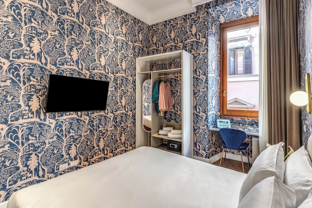 Townhouse Condotti 29 10/53