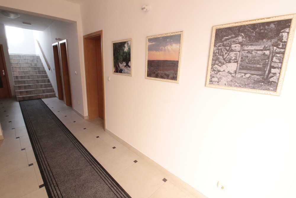 Studios & Rooms Fiesta 3/35
