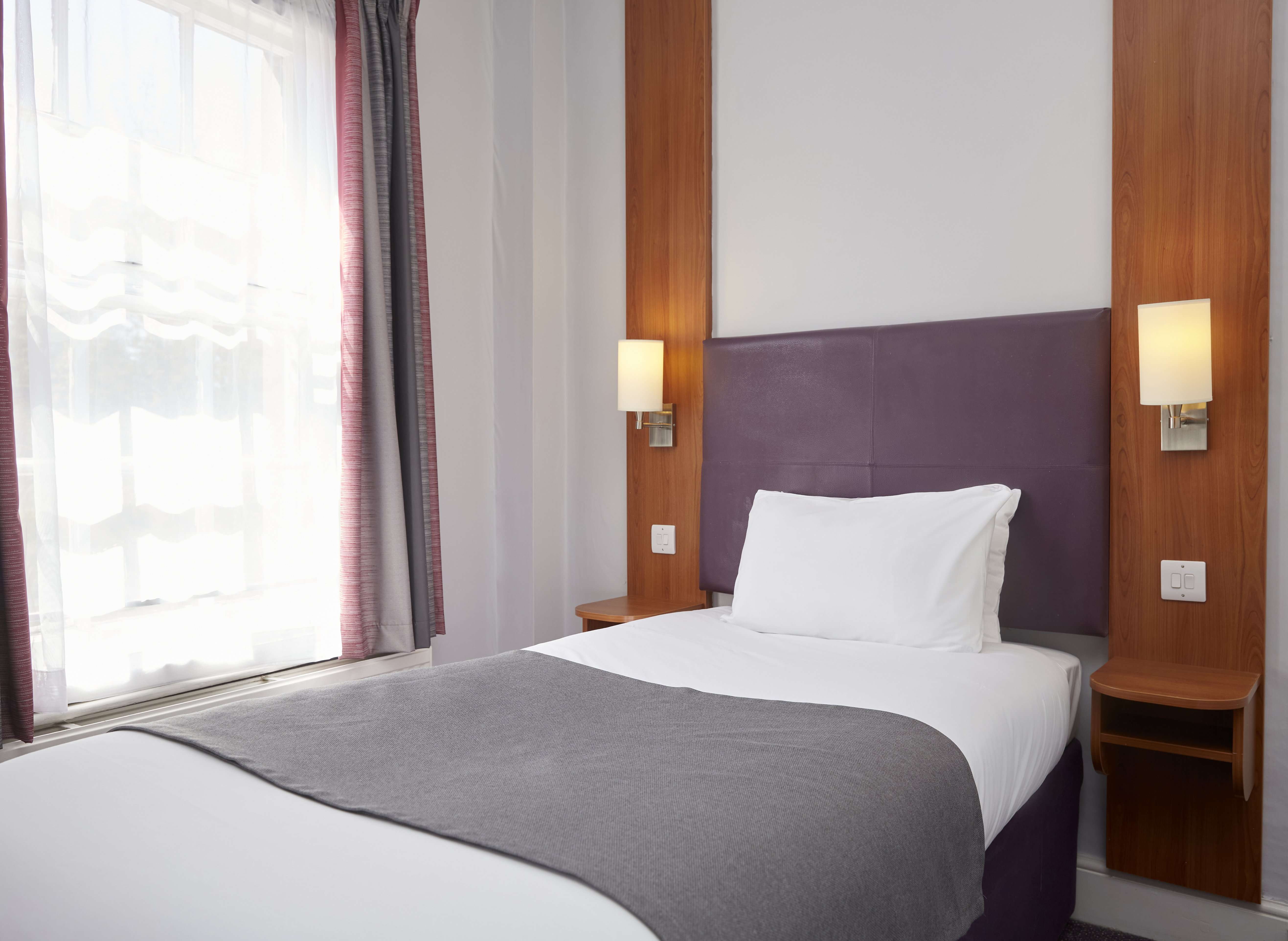 Premier Inn Basingstoke South 8/21