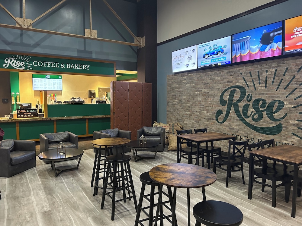 Gold Strike Casino Resort 55/69