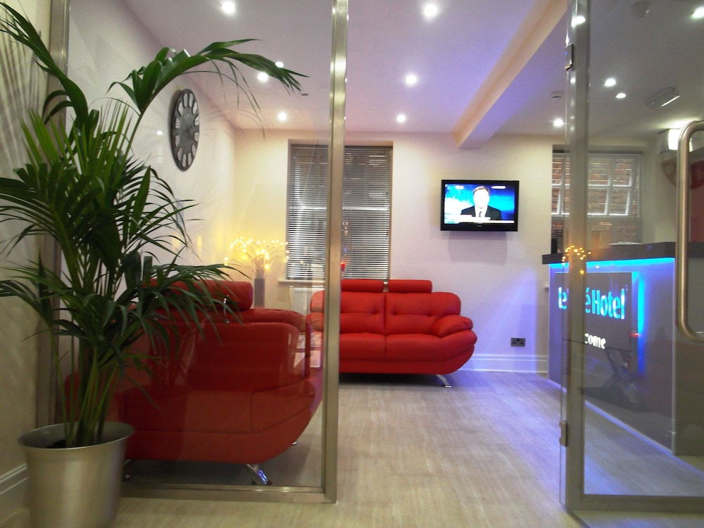 LE VILLÉ HOTEL 20/26